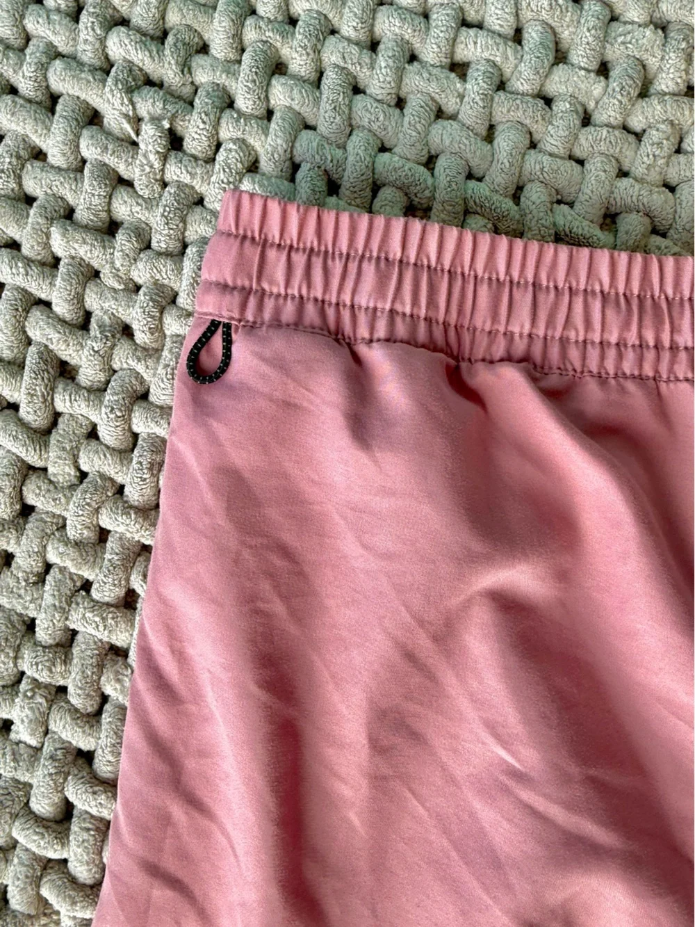 Quiksilver | Men's Everyday Solid Swim Trunks | Dusty Rose | XL